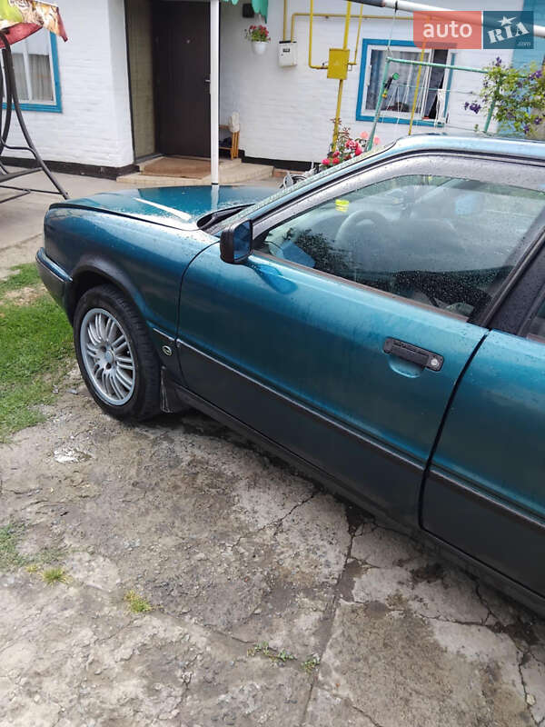 Седан Audi 80 1992 в Черкассах