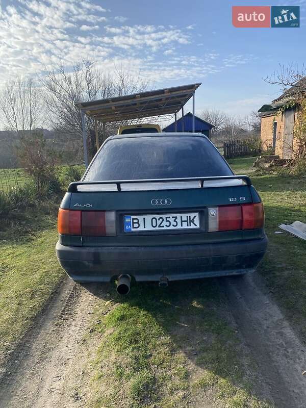 Седан Audi 80 1989 в Полтаві