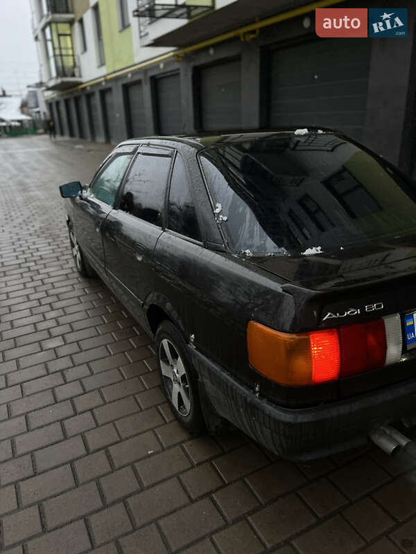 Седан Audi 80 1989 в Луцке