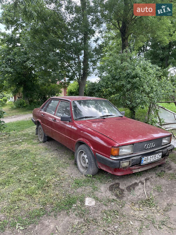 Седан Audi 80 1982 в Калиновке