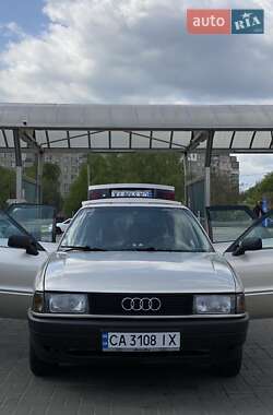 Седан Audi 80 1987 в Черкасах
