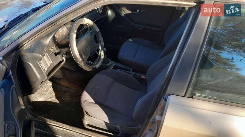 Седан Audi 80 1987 в Тернополі