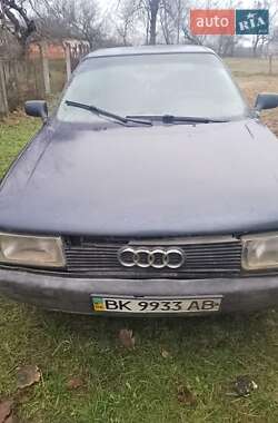 Седан Audi 80 1988 в Дубровице