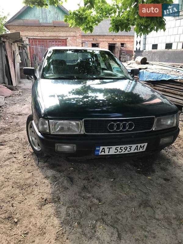 Седан Audi 80 1987 в Шумске