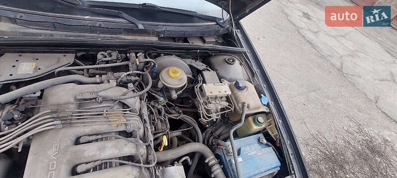 Седан Audi 80 1994 в Запорожье