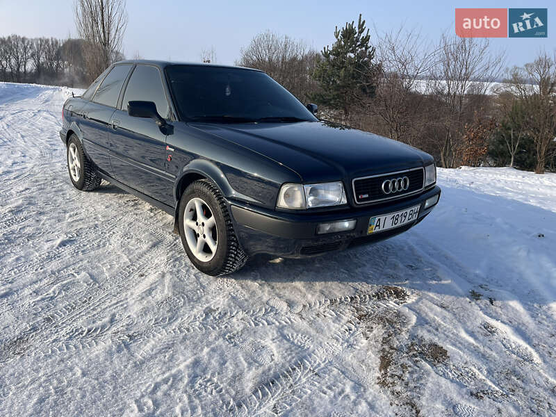 Седан Audi 80 1993 в Глухове
