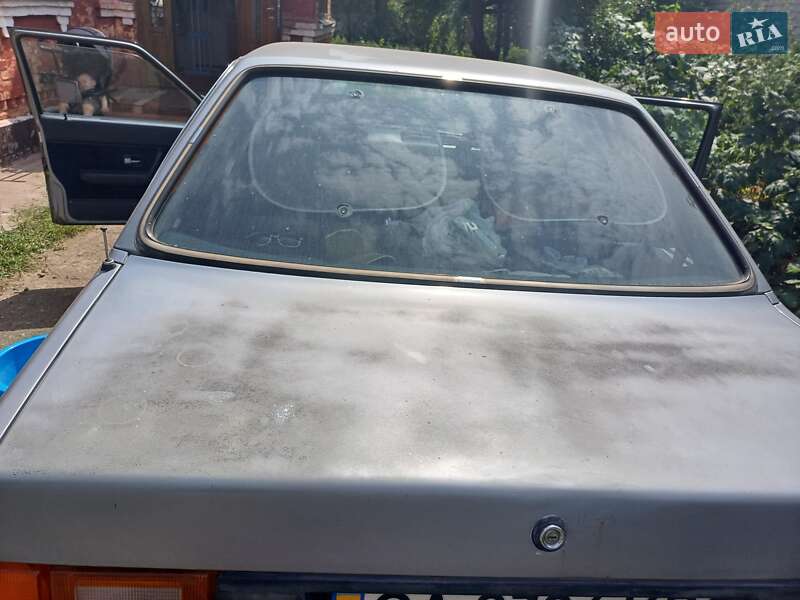 Седан Audi 80 1986 в Шполе