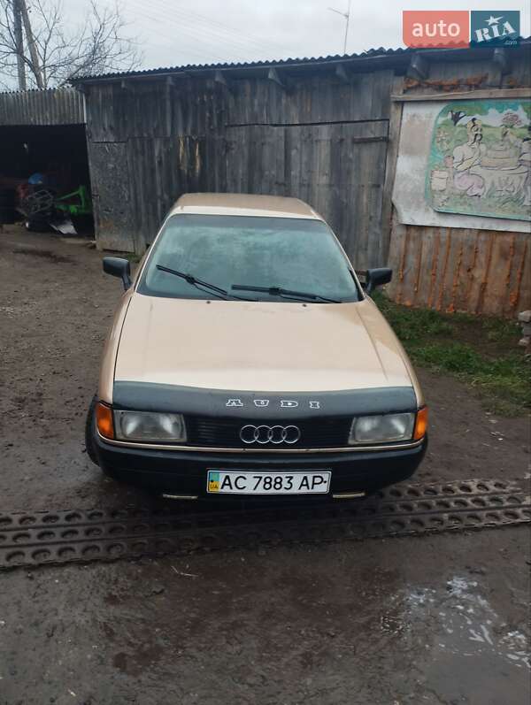 Седан Audi 80 1987 в Володимирі