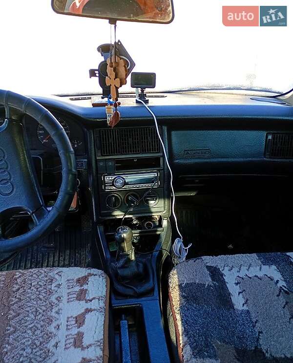 Седан Audi 80 1987 в Любомлі