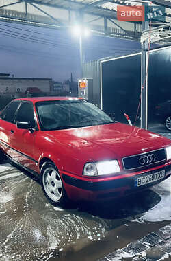 Седан Audi 80 1992 в Новояворовске