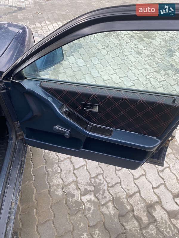 Седан Audi 80 1988 в Верховині