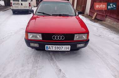 Седан Audi 80 1987 в Косові