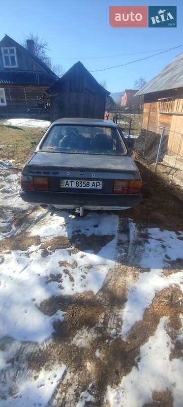 Седан Audi 80 1986 в Надвірній