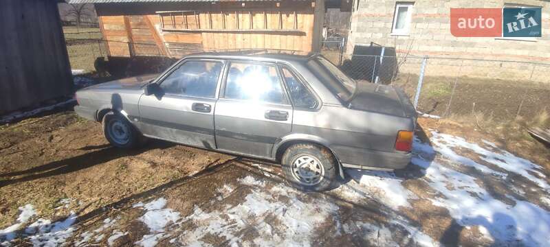 Седан Audi 80 1986 в Надворной