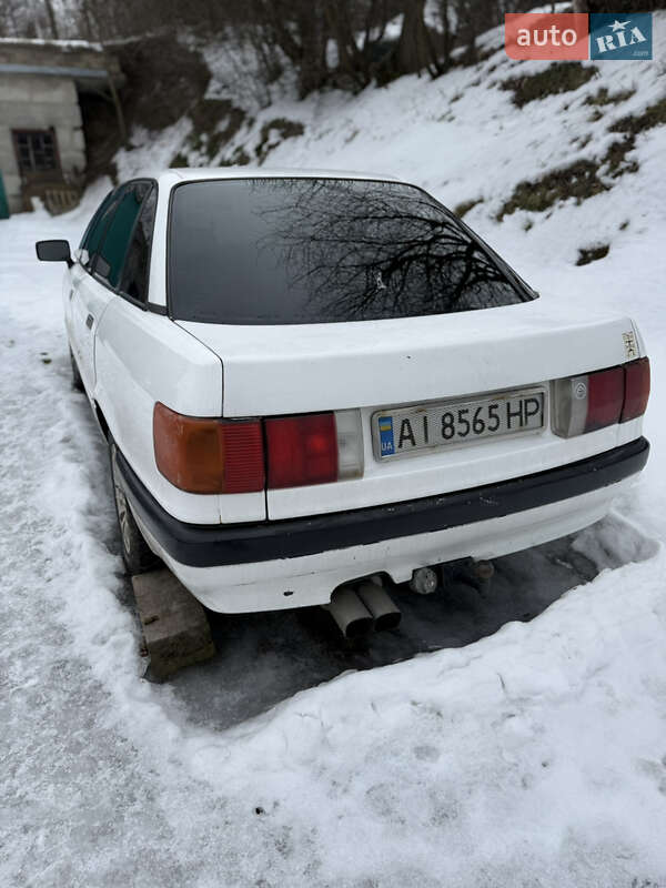 Седан Audi 80 1988 в Василькові