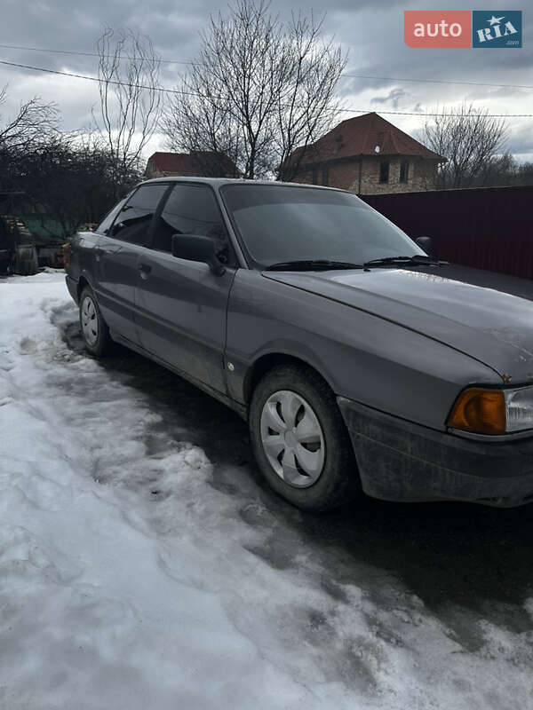 Седан Audi 80 1988 в Надвірній