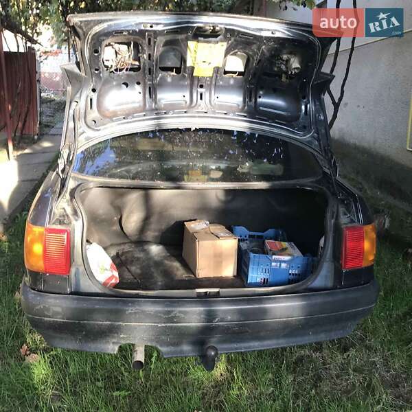 Седан Audi 80 1987 в Ужгороді