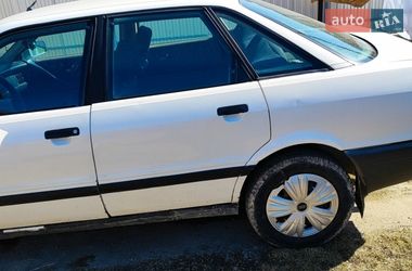 Седан Audi 80 1989 в Буске