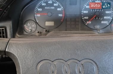 Седан Audi 80 1989 в Буске