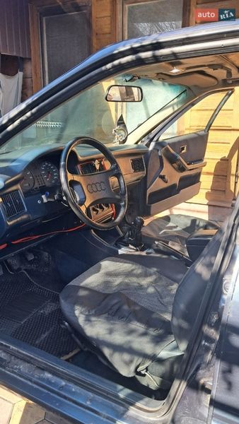 Седан Audi 80 1988 в Носовке