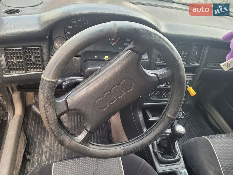 Седан Audi 80 1991 в Рогатине