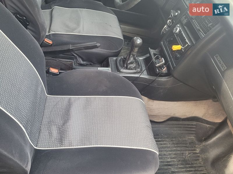 Седан Audi 80 1991 в Рогатине