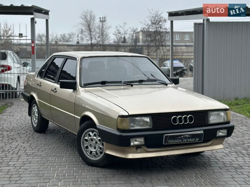 Седан Audi 80 1986 в Кам'янському