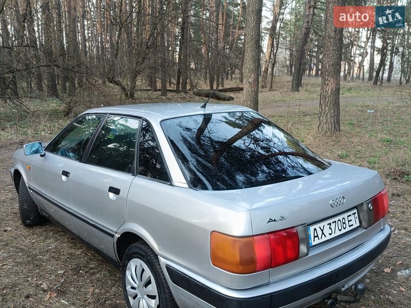 Audi 80 1988 Audi 80 1988