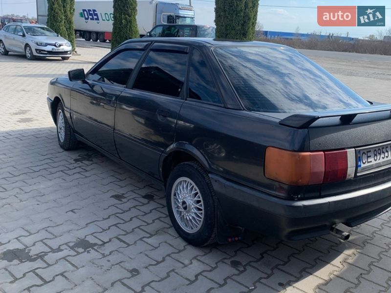 Седан Audi 80 1990 в Недобоевцах