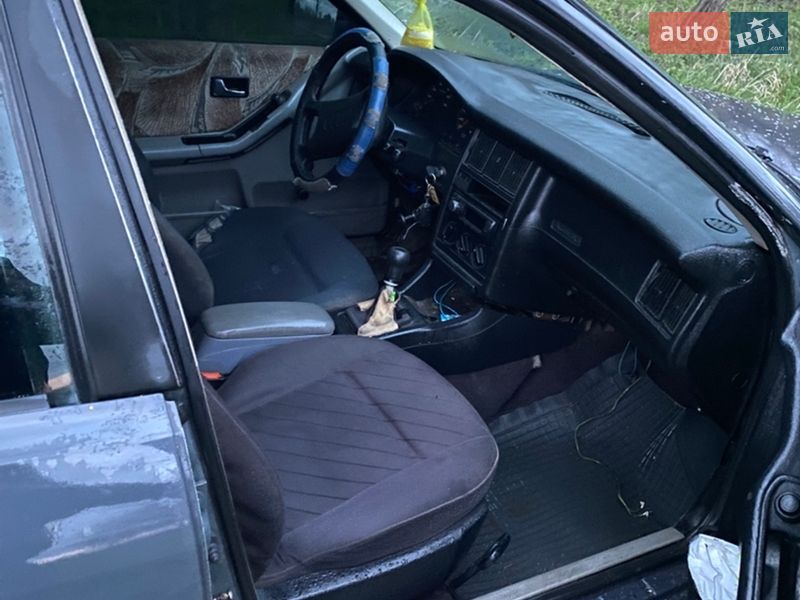 Седан Audi 80 1987 в Ровно