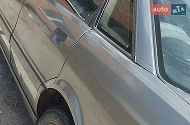 Седан Audi 80 1987 в Томаківці