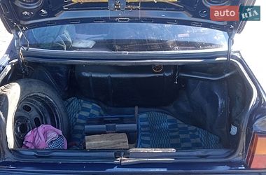 Седан Audi 80 1985 в Виноградові