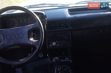 Седан Audi 80 1985 в Виноградові