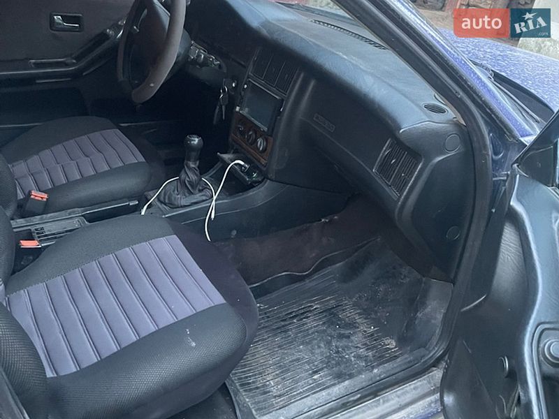 Седан Audi 80 1988 в Рогатині