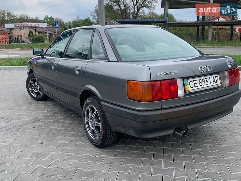 Седан Audi 80 1990 в Чернівцях