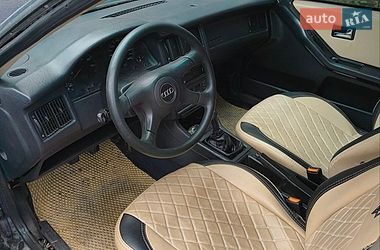 Седан Audi 80 1993 в Киеве