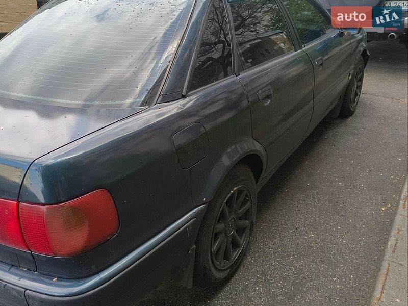 Седан Audi 80 1993 в Киеве