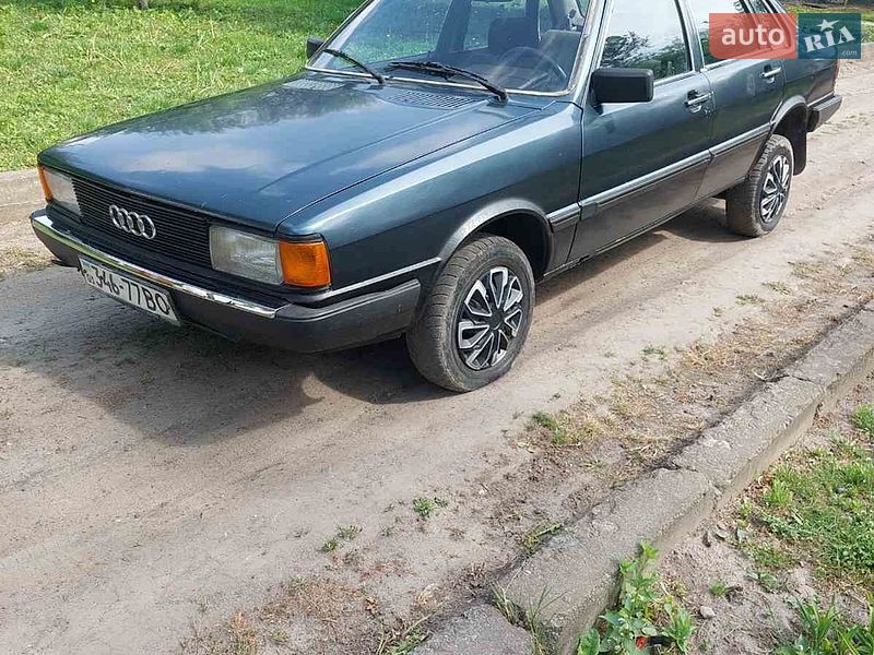 Седан Audi 80 1984 в Володимирі