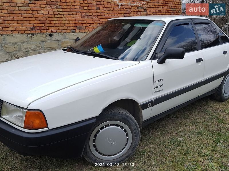 Седан Audi 80 1988 в Надворной