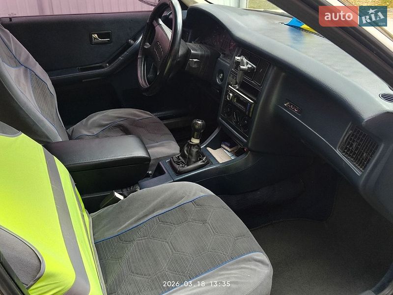 Седан Audi 80 1988 в Надворной
