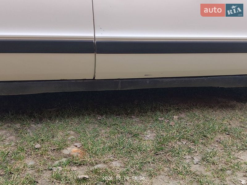 Седан Audi 80 1988 в Надворной