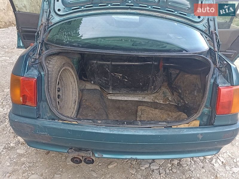 Седан Audi 80 1988 в Ивано-Франковске