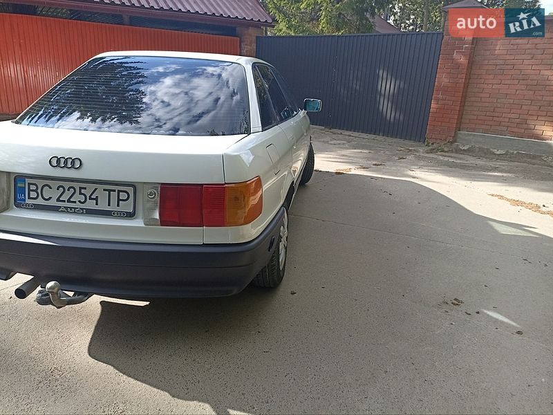Седан Audi 80 1989 в Львове