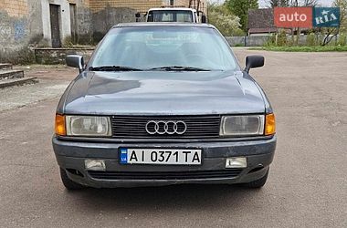 Седан Audi 80 1988 в Обухове