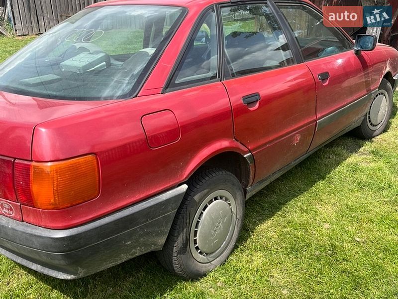 Седан Audi 80 1989 в Сарнах