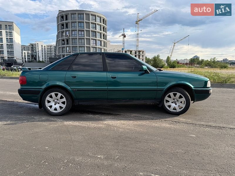 Седан Audi 80 1993 в Черкасах