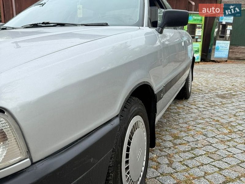 Седан Audi 80 1988 в Львові