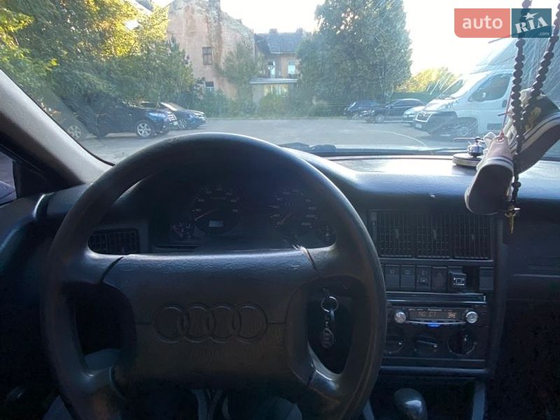 Седан Audi 80 1993 в Львове