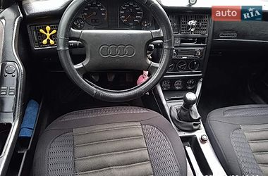 Седан Audi 80 1990 в Дунаївцях
