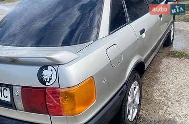 Седан Audi 80 1987 в Борисполі